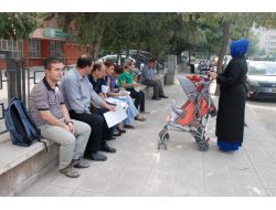 Sağlık Ocağının Kapısına Kilit Vuruldu, Doktorlar Sokakta Kaldı