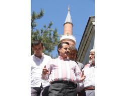 Bakan Çelik: Siyaset Mi Terör Mü?