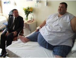 Bozdağ, 400 Kiloluk Şahin Şerif'i Hastanede Ziyaret Etti!