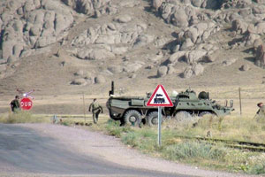 Yük trenine bombalı tuzak