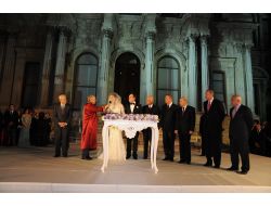 Meral Akşener'in Oğlu Dünya Evine Girdi