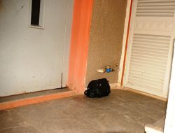 Kapı Önüne Bırakılan Çantada Paniğe Neden Oldu