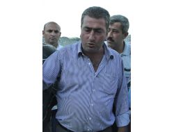 Pkk’lılar Madencilerin İş Makinelerini Yaktı