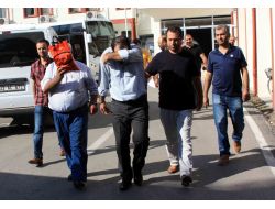 Mersin'deki Fuhuş Operasyonu: 33 Kişi Tutuklandı