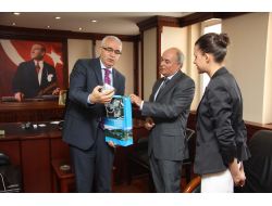 Rus Başkonsolos’tan Rize Valisi'ne Ziyaret