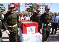 TURHAL ŞEHİDİNİ UĞURLADI