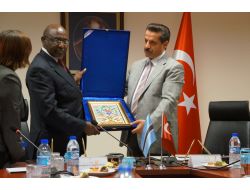 Türkiye İle Afrika Ülkesi Botsvana Arasında İkili Protokol İmzalandı