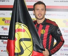 Futbol Dünyası YASTA!