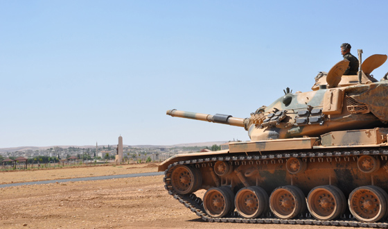 Suriye sınırında askeri tatbikat