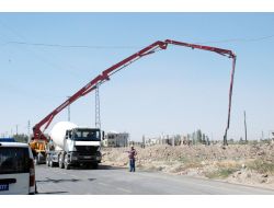 Beton Döken İşçiyi Elektrik Çarptı