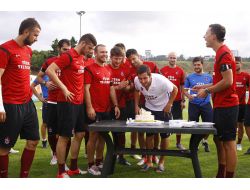 Trabzonspor'da Genç Futbolcu Zeki'nin Doğum Günü Kutlandı