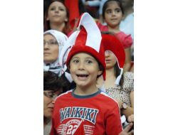 A Milli Basketbol Takımı, İtalya İle Karşılaşıyor