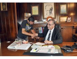 Midyat Belediye Başkanı Nasıroğlu’ndan Engelli Vatandaşa İş Ve Eş Sözü