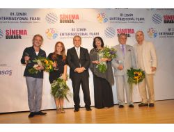 Yeşilçam'ın Unutulmaz Yıldızları 81. İef'de Ödül Aldı