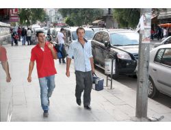 Üniversite Kayıtları Ekonomiyi Canlandırdı