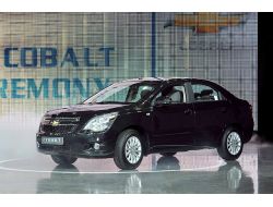Özbekistan Yeni Model Otomobili Cobalt’ı Görücüye Çıkardı
