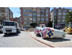 Kırşehir'de Çöp Konteynerleri Renklendi