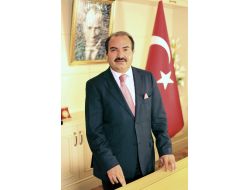 Prof. Dr. İrfan Aslan Yeniden Aiçü Rektörü