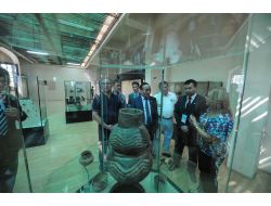 Astana Heyeti, Ankara Kalesi Ve Anadolu Medeniyetleri Müzesi'ne Gezdi