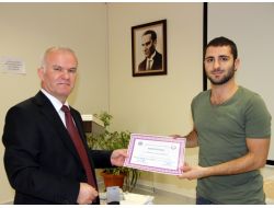 Gaziosmanpaşa Üniversitesi Tam Donanımlı Doktorlar Yetiştiriyor