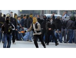 Polisleri Molotofla Yaralayan Zanlıya, 24 Yıl Hapis Cezası