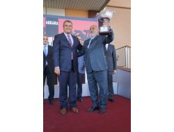 Tigem Koşusunda 140 Bin Liralık Ödülü 'Baba Mevlüt' Kazandı