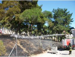 Çanakkale’de Askeri Alanda Ot Yangını Çıktı