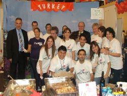 Bm, İhtiyaç Sahibi Çocuklar Yararına Viyana'da Kermes Düzenledi