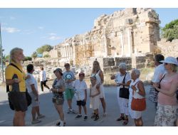 Havalar Serinleyince İskandinav Turistlerin Kültür Turuna İlgisi Arttı