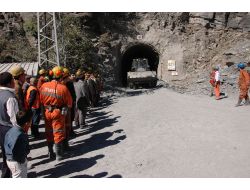Bakır Madeninde Göçük: 1 Ölü, 1 Yaralı