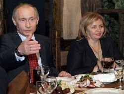 Özgürlük Radyosundan İlginç İddia: Yeltsin, Putin'i Kılıbık Olmadığı İçin Tercih Etti