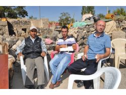 Patlamada Yaralanan Asker Baba Ocağına Geldi