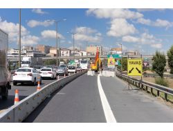 Tem Otoyolu'nun Kapatılan Şeritleri Trafiğe Açıldı