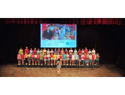 Yaz Dönemi Kurslarını Bitiren 250 Öğrenci Konser Verdi