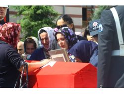 Şehit Polis Memuru Özkan İçin Tören Düzenlendi