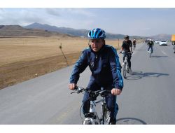 'Pedal Pedal Van Gölü' Bisiklet Turu Başladı