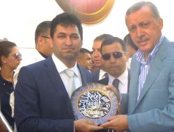 Askerde Öğrendiği Hat Sanatını Meslek Haline Getirdi