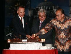 "endonezya Meclis Başkanı, Ülkenin Her İline Bir Türk Okulu İstedi"