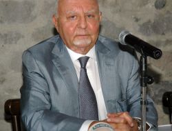 ‘liman Derinliği Sorunu Çözülmedikçe İzmir Gelişemez’