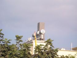 Tepkilerden Çekinen Gsm Firması Baz İstasyonunu Baca Şeklinde Yaptı