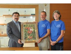 Gölbaşı Hayvan Barınağı'na Uluslararası Destek