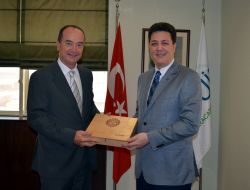 Uib Başkanı Gençoğlu: Tarlada Ürünü Toplayacak İşçi Yok