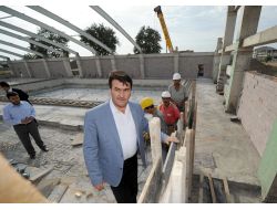 Demirtaş Kapalı Yüzme Havuzu'nun Kaba İnşaatı Bitti
