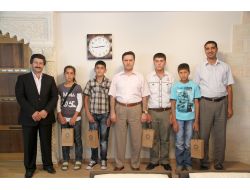 Mardin Valisi'nden Başarılı Öğrencilere Ödül