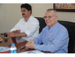 İskenderun Ticaret Borsası'ndan Belde Ve Köy Okullarına Kırtasiye Yardımı