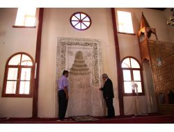 150 Yıllık Ahşap Minareli Cami Zamana Meydan Okuyor