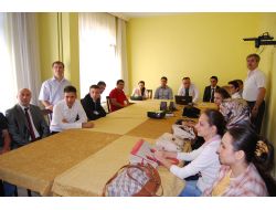 Sındırgı'da Yeni Atanan Öğretmenlere Uyum Semineri Verildi