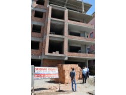 Beşinci Kattan Düşen İnşaat İşçisi Öldü