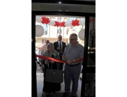 Kasif Başkanı, Hayattaki Annesinin Adına Öğrenci Yurdu Yaptırdı