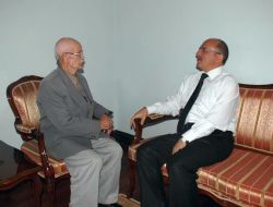 Valilik Binasını Beğendi, Valiyi Ziyaret Etti